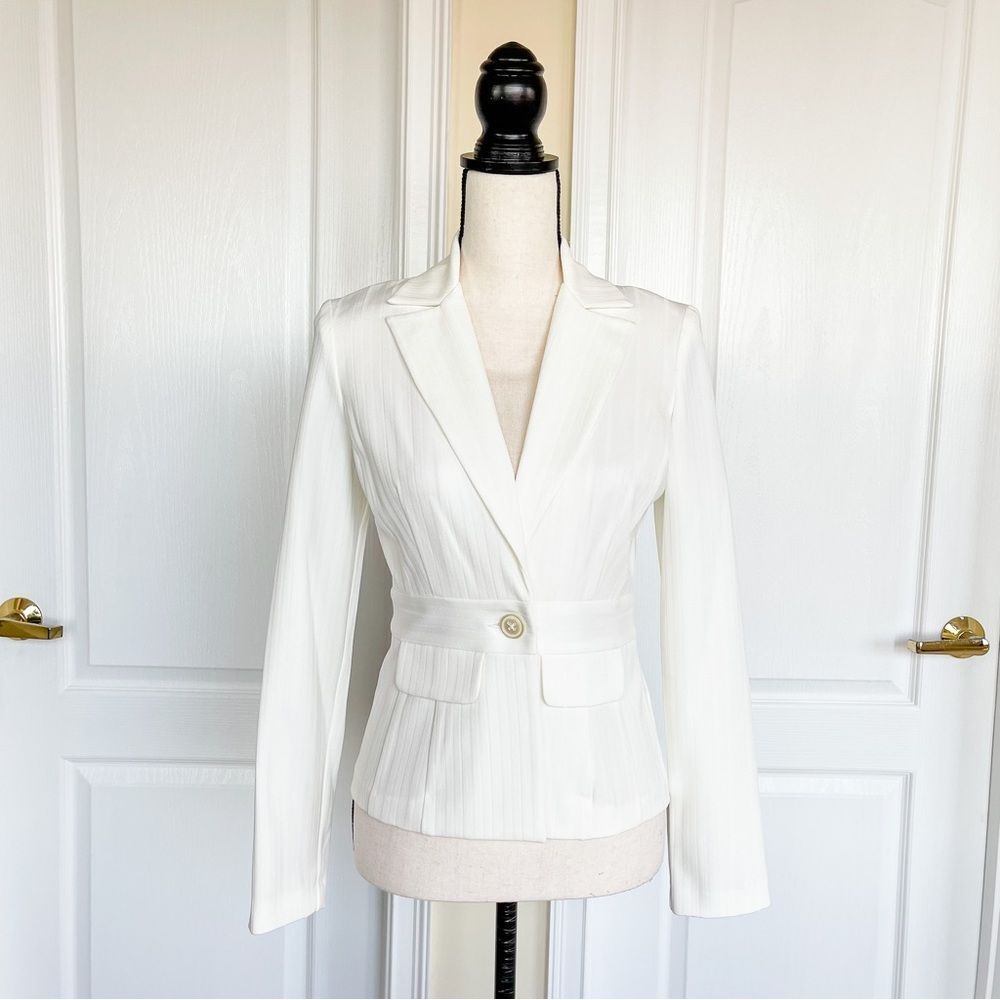 Takara Small Pure White Blazer Single Button Point Collar Texture Stripe Pockets
